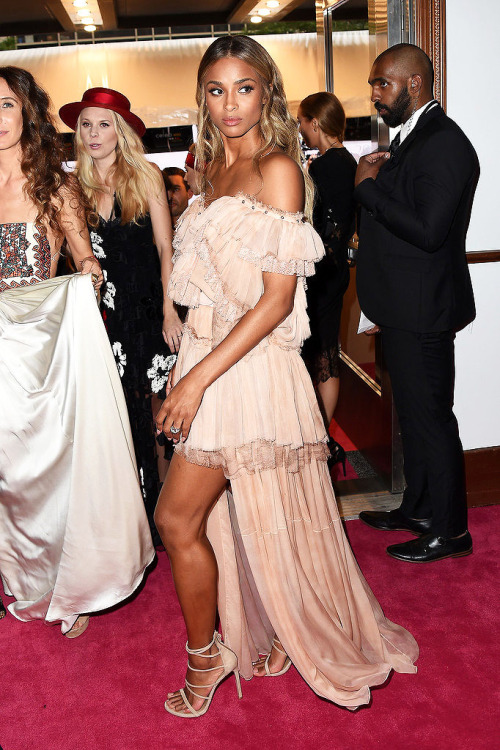 soph-okonedo:Ciara attends the 2016 CFDA Fashion Awards at the Hammerstein Ballroom on June 6, 2016 