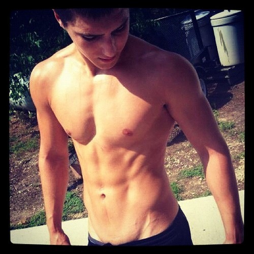 thisgivesmeaboner:  See what else gives me a boner at thisgivesmeaboner.tumblr.com 