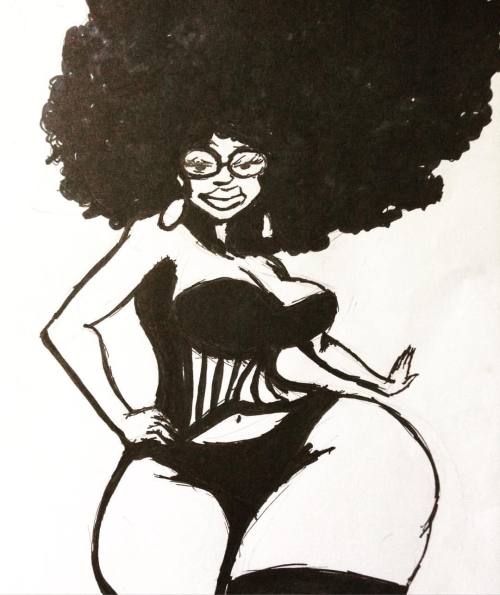 Big afro and hips #bighair #bighips #bighipsandthighs #thick #thickblackwomen #afro #afropunk #afroh