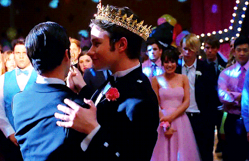 One Klaine Scene Per Season S02E20Prom Queen