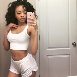 brazilianbeauty-posts:  😘