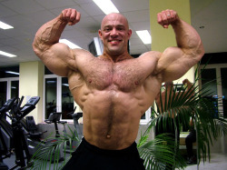 pavillondarmide:  New boyfriend.