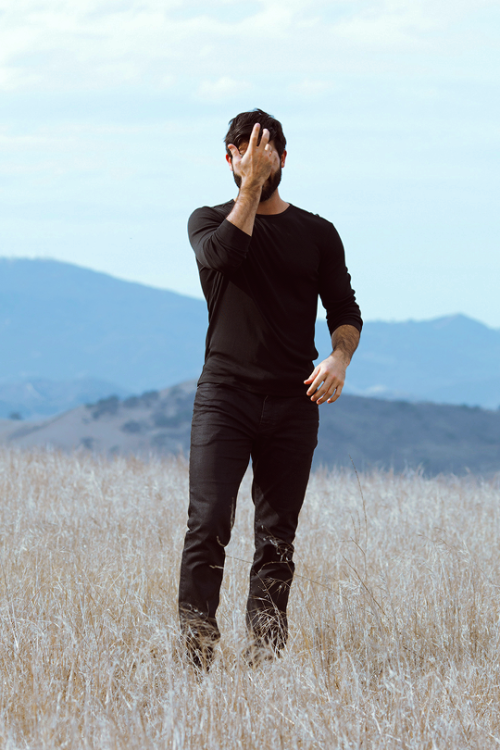Tyler Hoechlin photographed by Nathan Seabrook for So It Goes Magazine (2018).