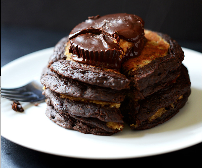 thecakebar:  Peanut Butter Cup Pancakes