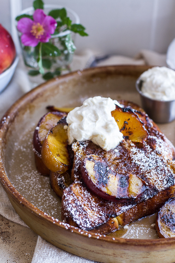 babygirlssweetsurrender:  sweetoothgirl:  Brown Sugar Peaches and Cream Grilled French