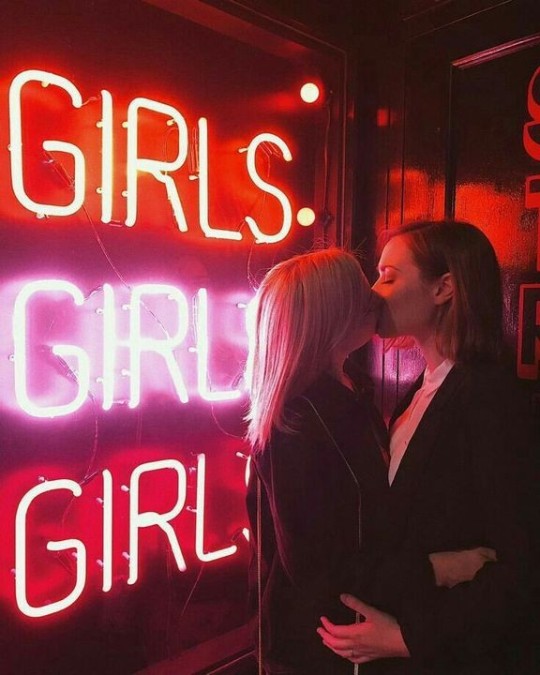 unicornoflovee: Girls Girls Girls 
