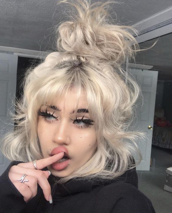 Messy Grunge Hair Blonde