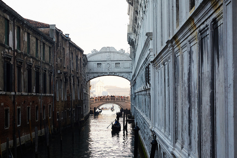 valscrapbook:  http://nicolefranzen.blogspot.com