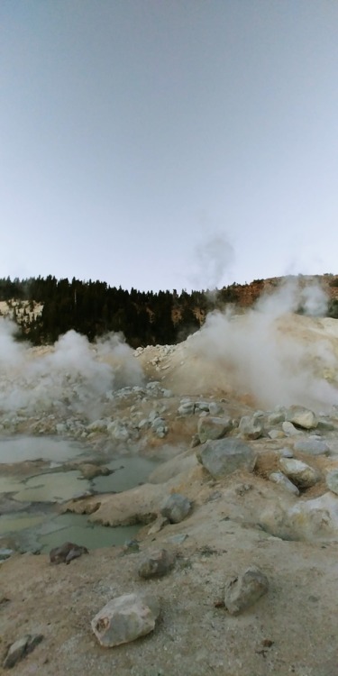 Bumpass hell in Lassen national Park, California is a sulfuric death smelling place of geothermic ac