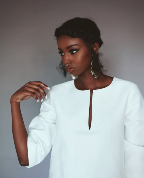 isamessiah:What a beautiful journey it’s been for me learning to love every shade of brown I’ve been blessed with.