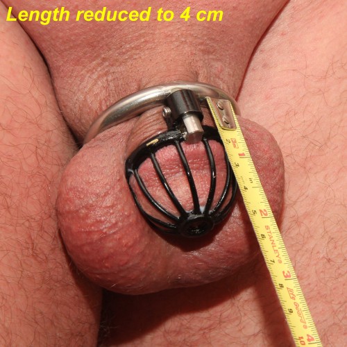 youralphagirl:   Complete procedure of fitting my new homemade chastity device, designed by specific