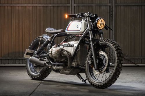 Porn caferacerpasion:  Wow! Awesome bike.Tremendo photos