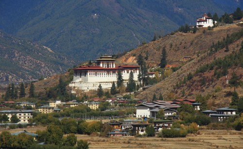 Fortress of Paro Rinpung by Ann Collier Wildlife & General Photographer Built in 1646 by Lama Zh