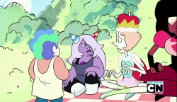 greenwithenby:  I love how disgusted Amethyst is and how distraught Pearl is by Steven’s slanderous accusations of butter throwing.
