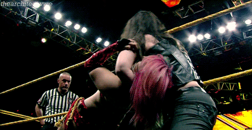 thearchitectwwe:  Asuka vs Nikki Cross:  Last Woman Standing Match (28-June-2017)