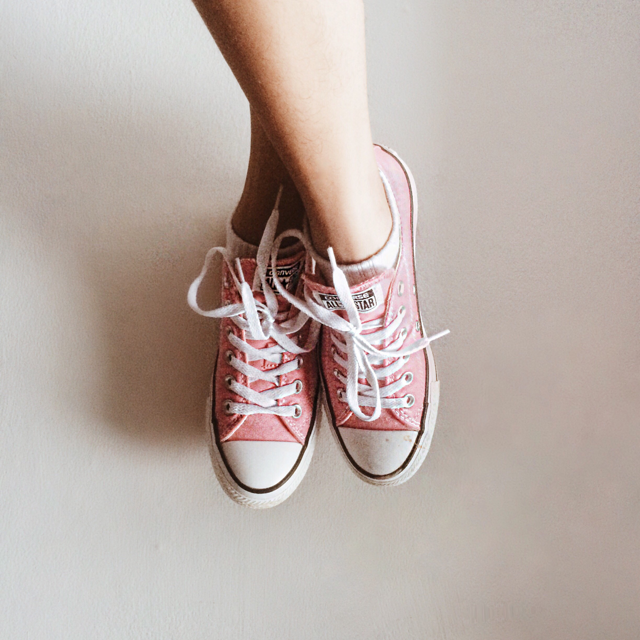 converse:“I’m feeling pink 🌸” Made by Ferennatasha.