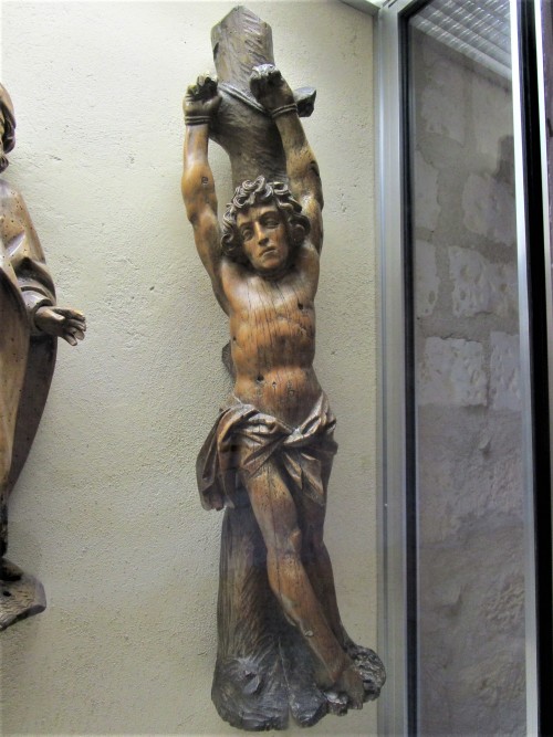 Saint Sebastian, wood, 16th century Musée Saint-Remi, Reims 