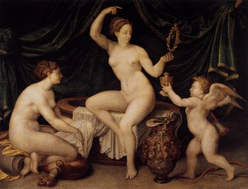 centuriespast: MASTER of the Fontainebleau SchoolVenus at Her Toiletc. 1550Oil on canvas, 97 x 126&n