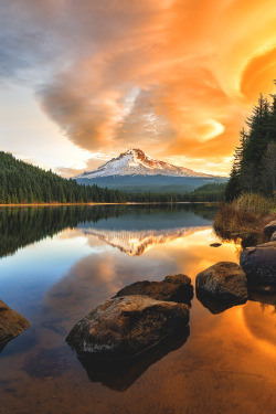 themanliness:  Lonely Mountain | Source | Facebook | Instagram   