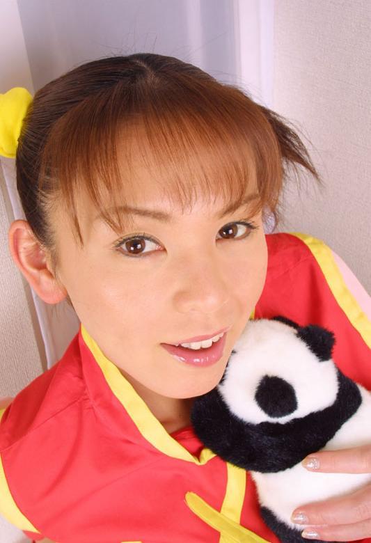 Yuki Koizumi - Ling Xiaoyu (Tekken 3)More Cosplay Photos &amp; Videos - http://tinyurl.com/mddyphvNew