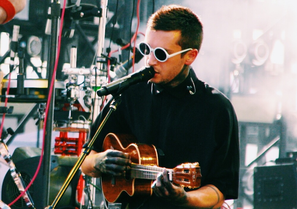 blurjosh:  (x)