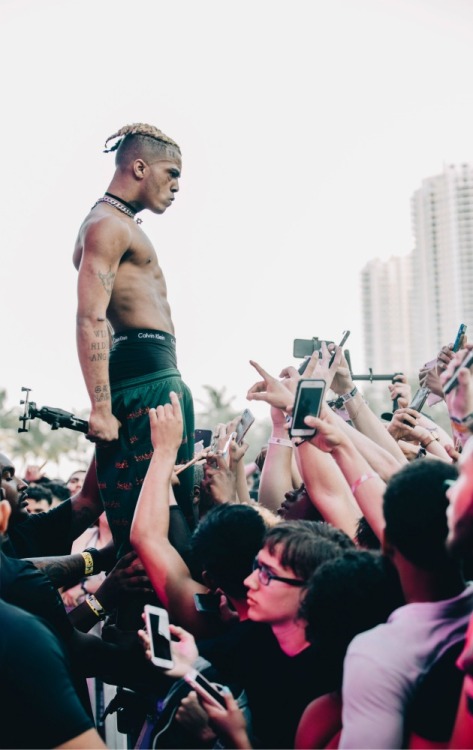 some more rolling loud pics