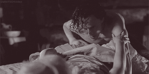damnyouhiddles: Thomas Sharpe + kisses