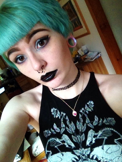 lordofscum:  I cut my bangs impulsively and I’m going to get my lip pierced today!!