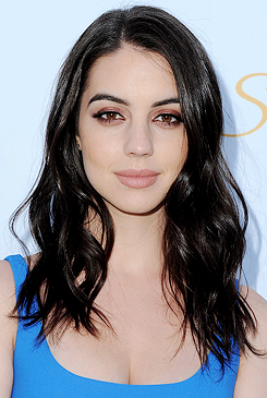 adelaidekanedaily: Adelaide Kane attends the CBS Television Studios 3rd Annual Summer Soiree Party