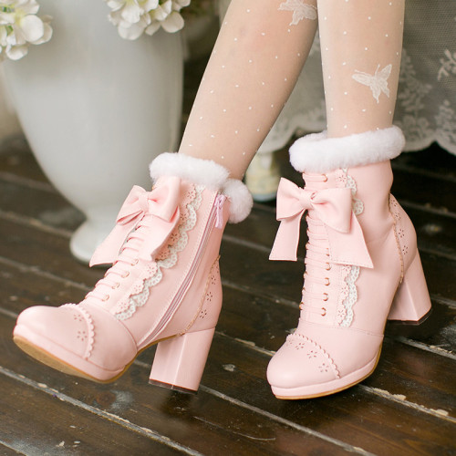 jessabella-hime:   Sweet lolita bowknot heels boots from [Sanrense] Use discount code 'creepycu