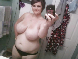 voluptuous-body:  Big girls cuddle better