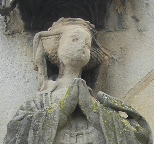 Statue of Blanche I of Navarre,Queen of Aragon by Janin Lome de Tournai, 1402