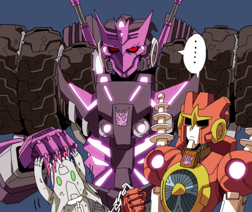 sabbat5:  Sorry… Tarn…Surely he is a generous Decepticon.Spotlight: Hoist will arrive tomorrow!! :-)))I’m looking forward to that.Thank you for reading my poor English.  :)