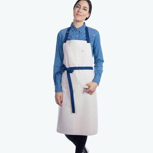 @qooqer#apron #workwear #kitchenwear #chef #sustainablefashion #madeinspain #atelier #fashionworkw