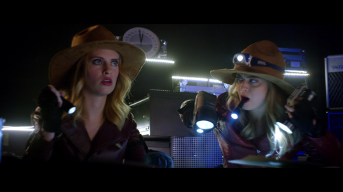 lesbian spy agent lesbian spy agent