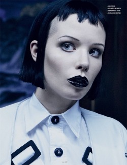 criwes:  Don’t be a rockstar, be a legend.  Alice Glass for i-D Pre-Spring 2015 Photography Daniel Jackson, Styling Alastair McKimm