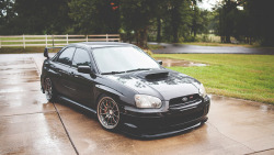 akeikas:  Rainy Subaru by slowcivicseth on Flickr. 