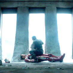 scarletmanuka1:  thepunisher:― tony + watching helplessly as the people he cares