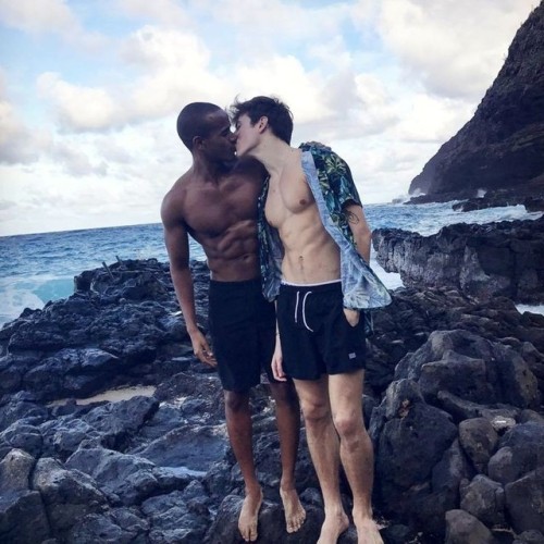 evansmahone:Let’s go to the beach ️