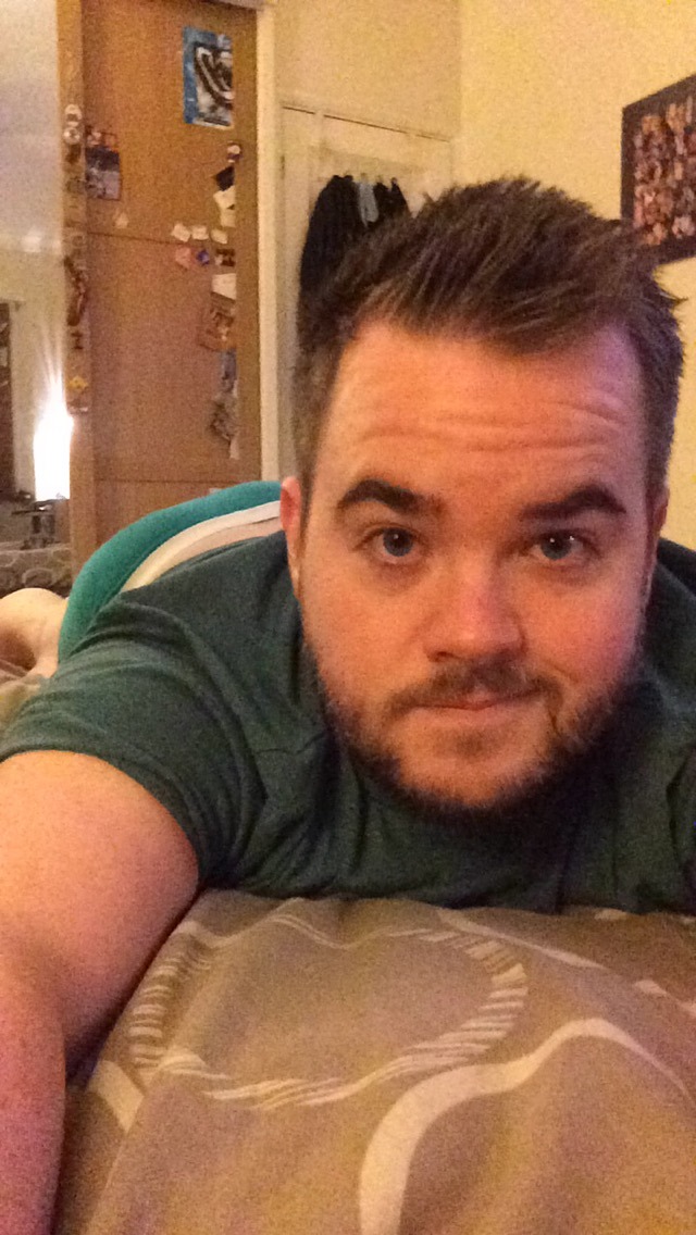 milljoe:  So after looking around Tumblr, I have seen alot of people have made selfie