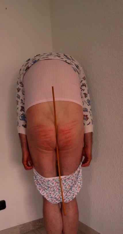 Schieb ihn zwischen meine Möpse Schieb ihn zwischen meine Möpse