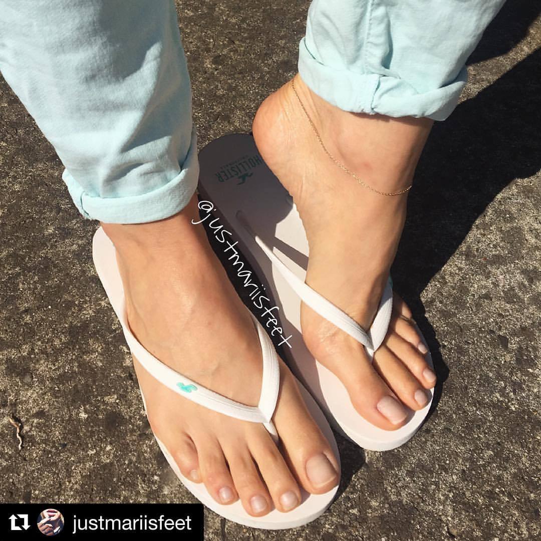 iloveladiesfeet:  @justmariisfeet  brandon646