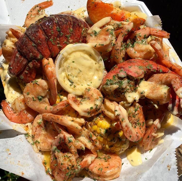 blackgirlsreverything:  black-exchange:  King Crab Atlanta  IG: kingcrabatl  ✨
