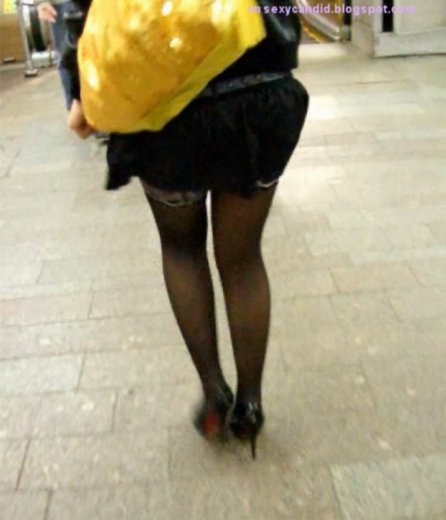 Lift skirt at escalator, Stockings, 10 Download&mdash;&mdash;&mdash;&gt;  mediafire Skip button in t