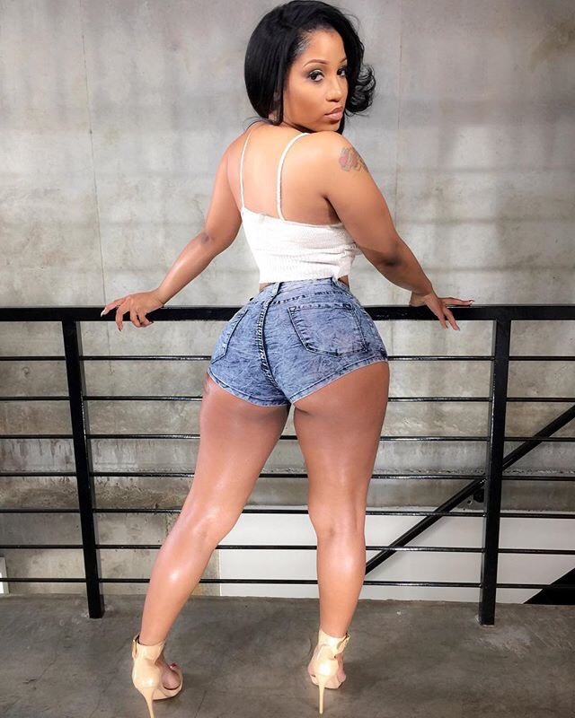redstripeking:  Irene The Dream  LAWD HAVE MERCY!