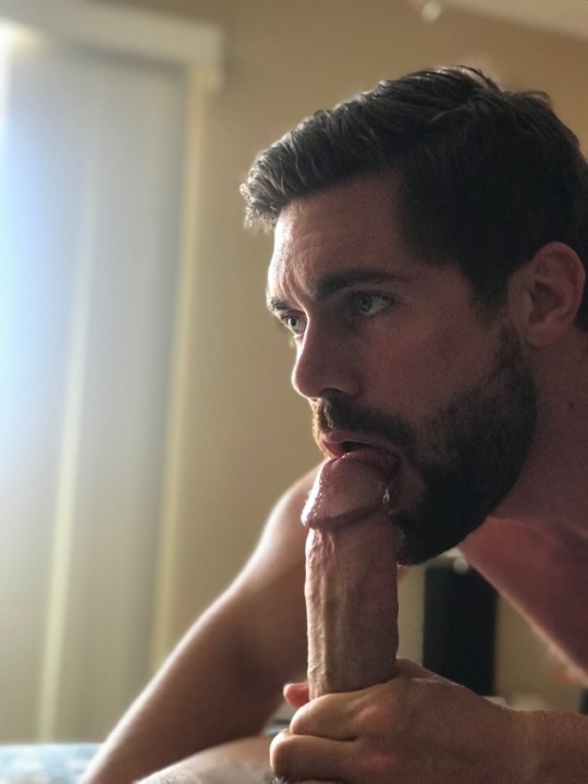 oakcheese: beardburnme2:  Griffin Barrows                  http://oakcheese.tumblr.com               🐷oakcheese pig approve🐷 45,720+ followers cum to my pigsty for 50 new posts a day!! 🐗 Follow me and get in on the bone hard, hole tingling fun