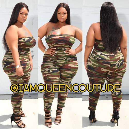 ofthespiritqueen:I am Queen Couture boutique Curvy/BBW FashionModel Ashley SweetsTHICK Beauty
