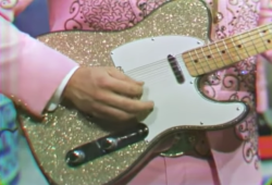 oldshowbiz:flamboyant guitar