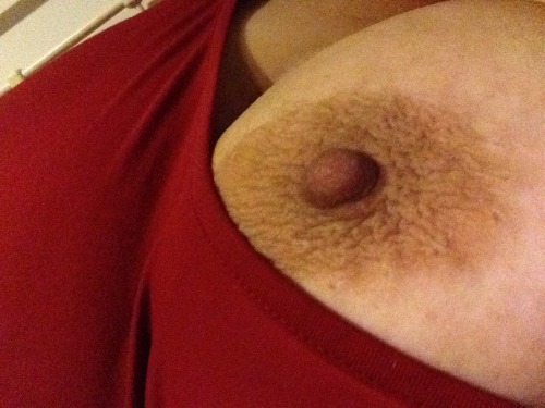 itsanipplestory:  My nipple wanted to say hi.