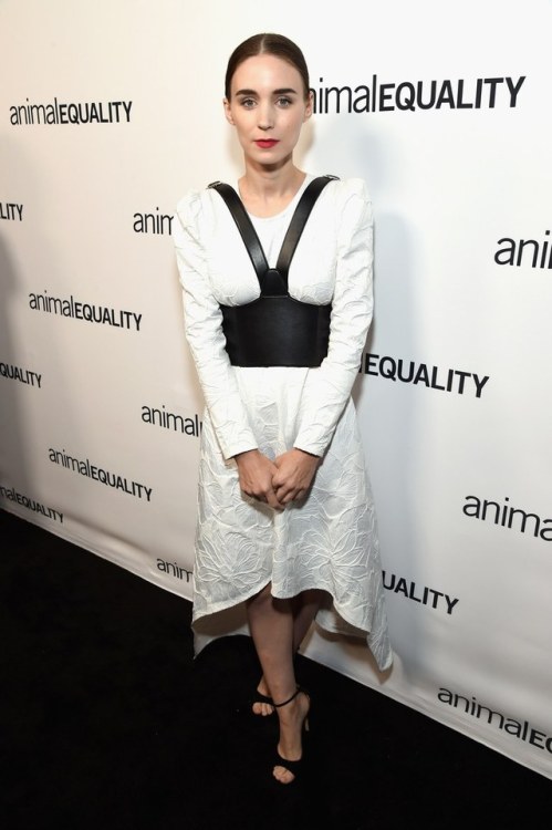 hollywood-fashion:Rooney Mara in Hiraeth at the 2018 Animal Equality’s Inspiring Global Action LA Ga